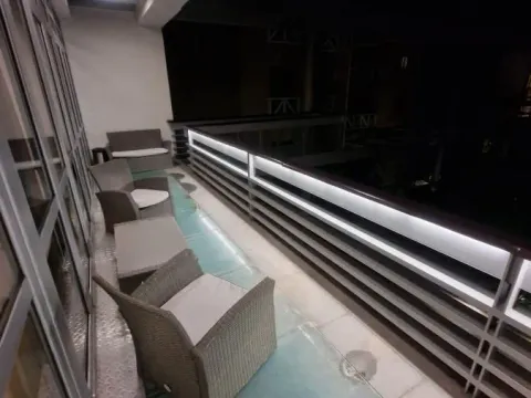 Izdavanje, četvorosoban stan, 150m², Savski Venac, Beograd - image 16