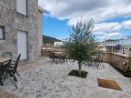 Rent, one bedroom apartment, 30m², Lastva Grbaljska, Kotor - image 4