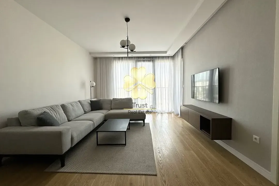 Izdavanje, jednosoban stan, 56m², Kod Capital Plaze, Podgorica