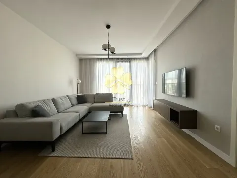 Izdavanje, jednosoban stan, 56m², Kod Capital Plaze, Podgorica