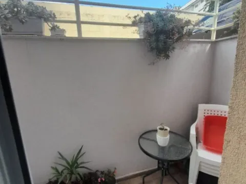 Prodaja, dvosoban stan, 53m², Stari Aerodrom, Podgorica - image 10