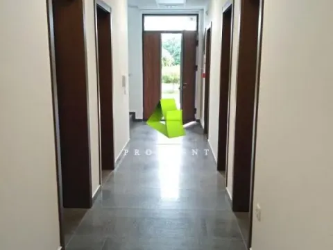 Rent, office space, 2962m², Pantelej, Niš - image 10