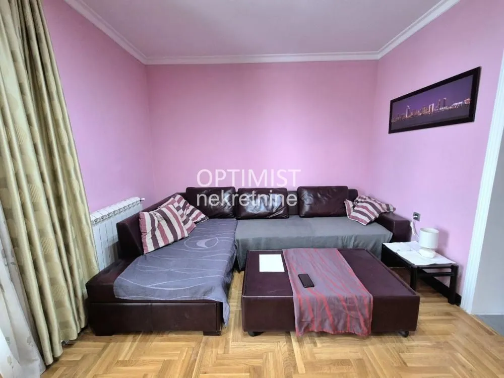 Rent, three bedroom apartment, 72m², Vračar Centar, Vračar Sve Podlokacije