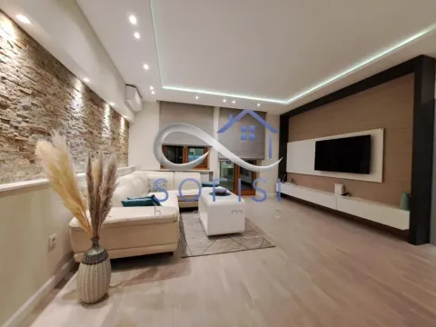 Izdavanje, trosoban stan, 78m², Centar, Novi Sad - image 2