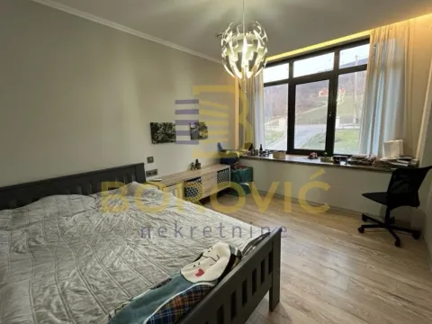 Prodaja, kuća, 580m², Sopot, Beograd - image 9