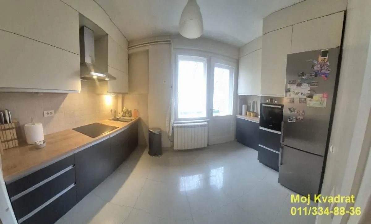 Prodaja, dvosoban stan, 74m², Kalenić Pijaca, Vračar Sve Podlokacije