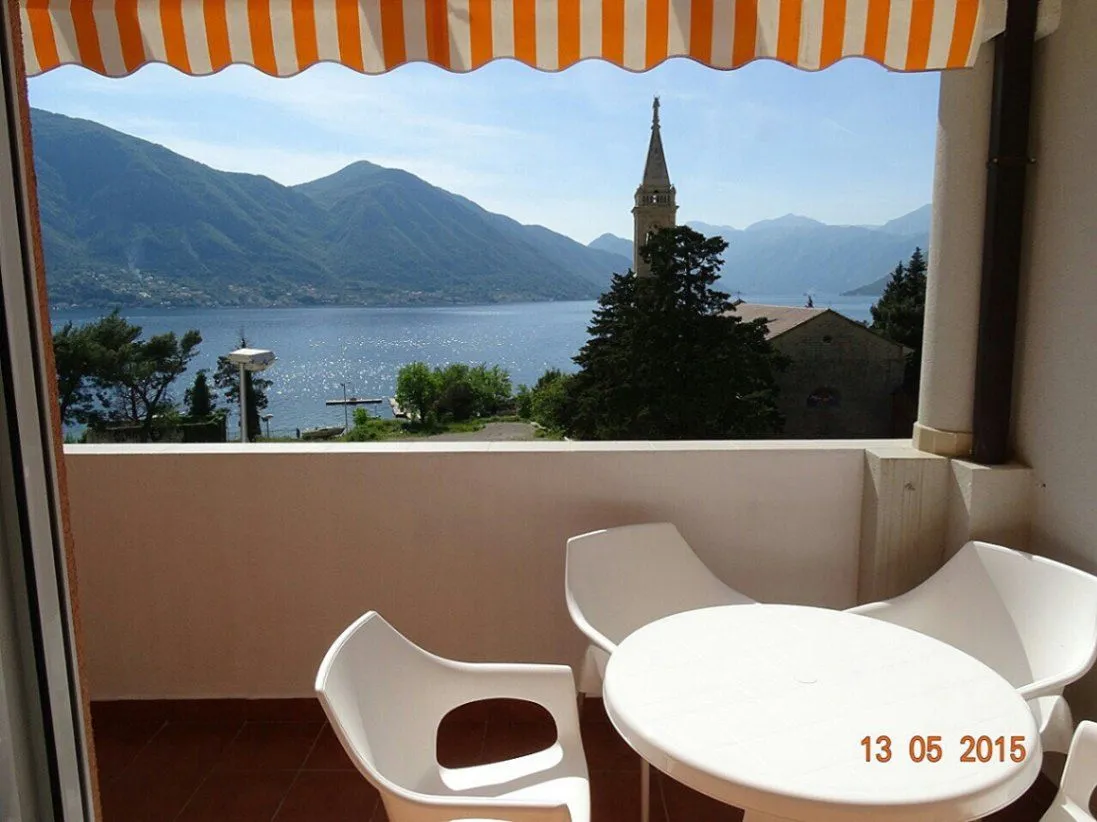 Stan-na-dan, jednosoban stan, 39m², Sveti Stasije, Kotor