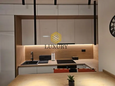 Izdavanje, dvosoban stan, 54m², City Kvart, Podgorica - image 8