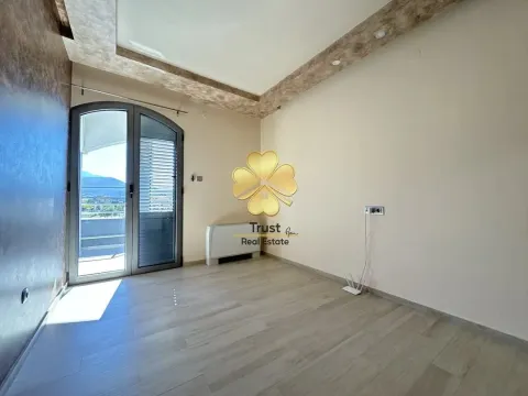 Sale, house, 320m², Zlatica, Podgorica - image 11