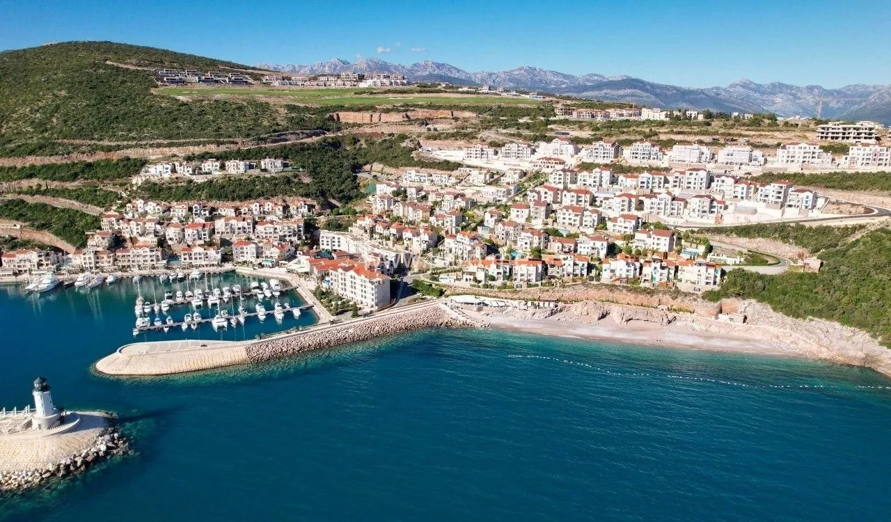 Prodaja, trosoban stan, 108m², Luštica Bay, Tivat
