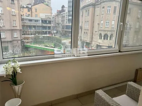 Rent, one bedroom apartment, 45m², Stari Grad, Beograd - image 12