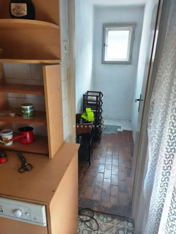 Prodaja, kuća, 300m², Palilula, Niš
