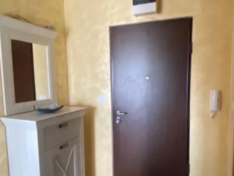 Izdavanje, dvosoban stan, 68m², City Kvart, Podgorica - image 9