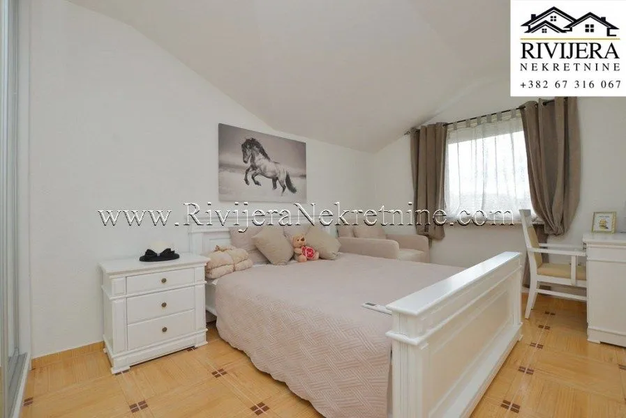 Prodaja, dvosoban stan, 98m², Igalo, Herceg Novi