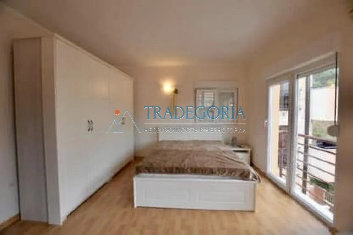 Prodaja, četvorosoban stan, 158m², Petrovac, Budva