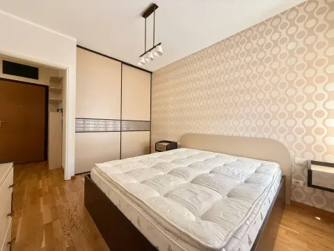 Sale, two bedroom apartment, 69m², City Kvart, Podgorica - image 14