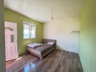 Izdavanje, kuća, 137m², Donji Kokoti, Podgorica - image 10