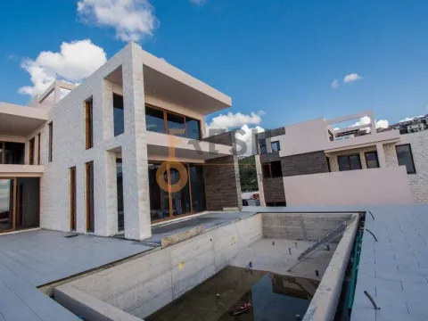 Sale, house, 450m², Budva, Crna Gora - image 5