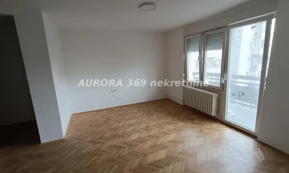 Sale, three bedroom apartment, 64m², Bulevar Oslobodjenja, Novi Sad Sve Podlokacije