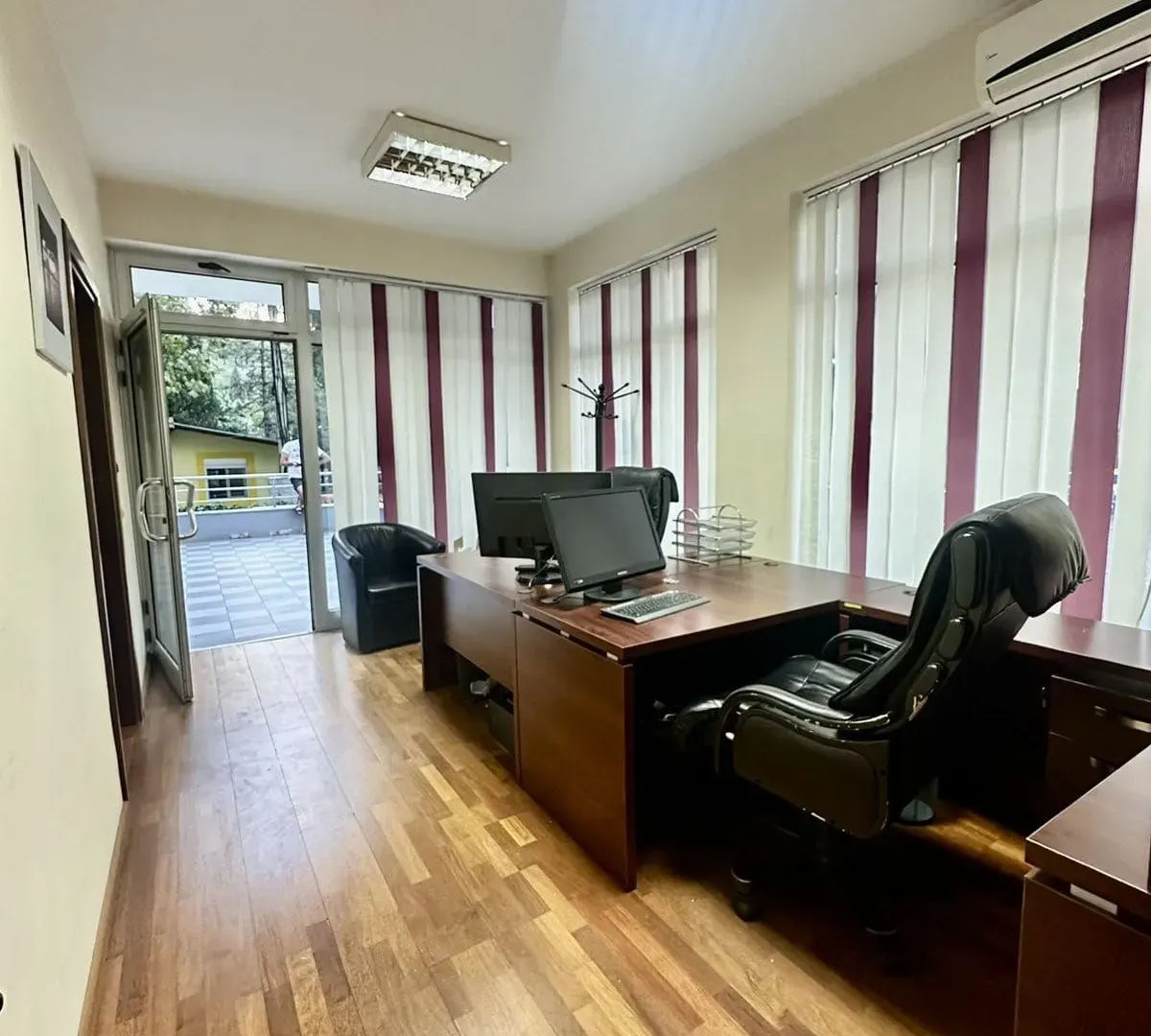 Rent, office space, 65m², Pobrežje, Podgorica