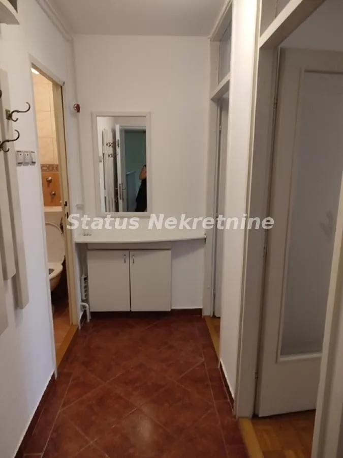 Izdavanje, jednosoban stan, 40m², Liman 3, Novi Sad Sve Podlokacije