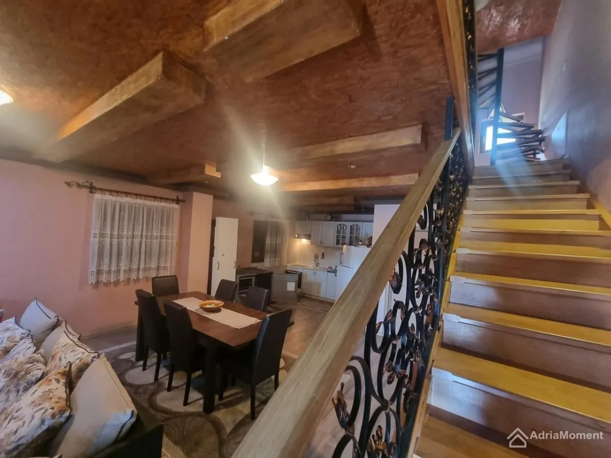Prodaja, kuća, 278m², Kruševice, Herceg Novi