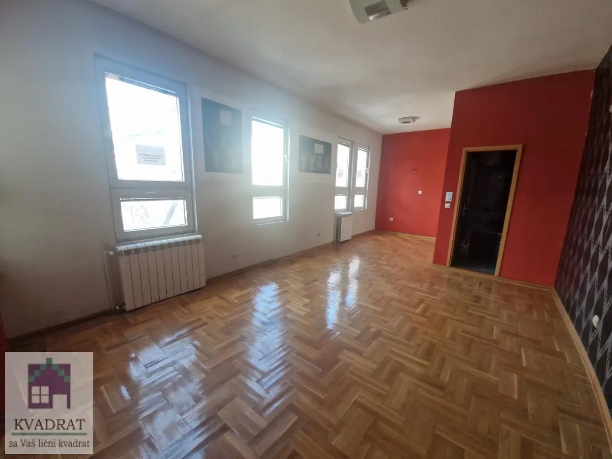 Rent, office space, 92m², Obrenovac, Beograd