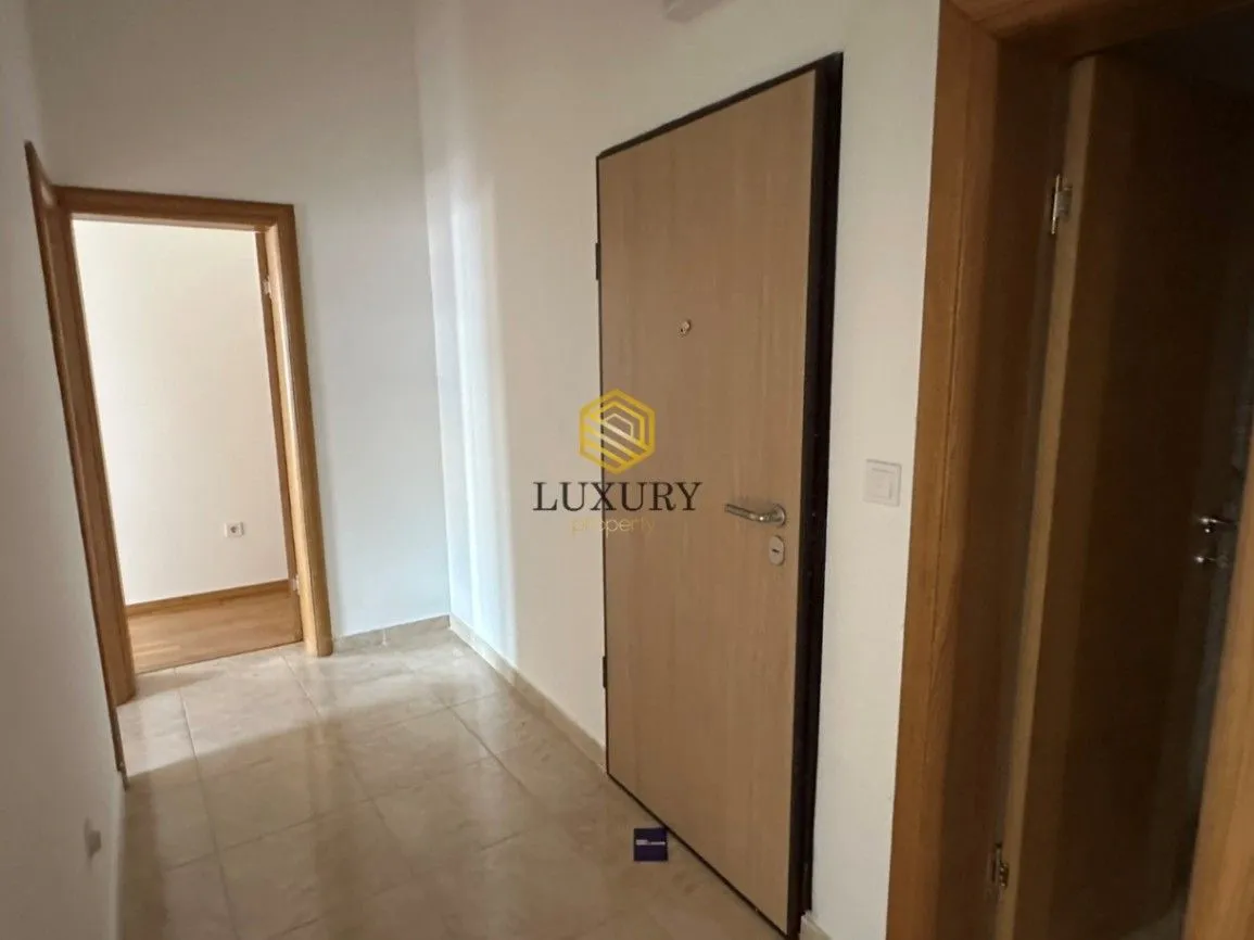 Prodaja, dvosoban stan, 60m², 1 maj, Podgorica