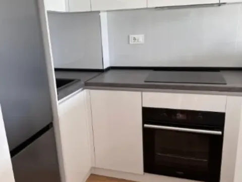 Izdavanje, jednosoban stan, 32m², Bečići, Budva - image 3