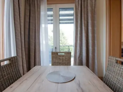 Prodaja, jednosoban stan, 77m², Porto Montenegro, Tivat - image 5