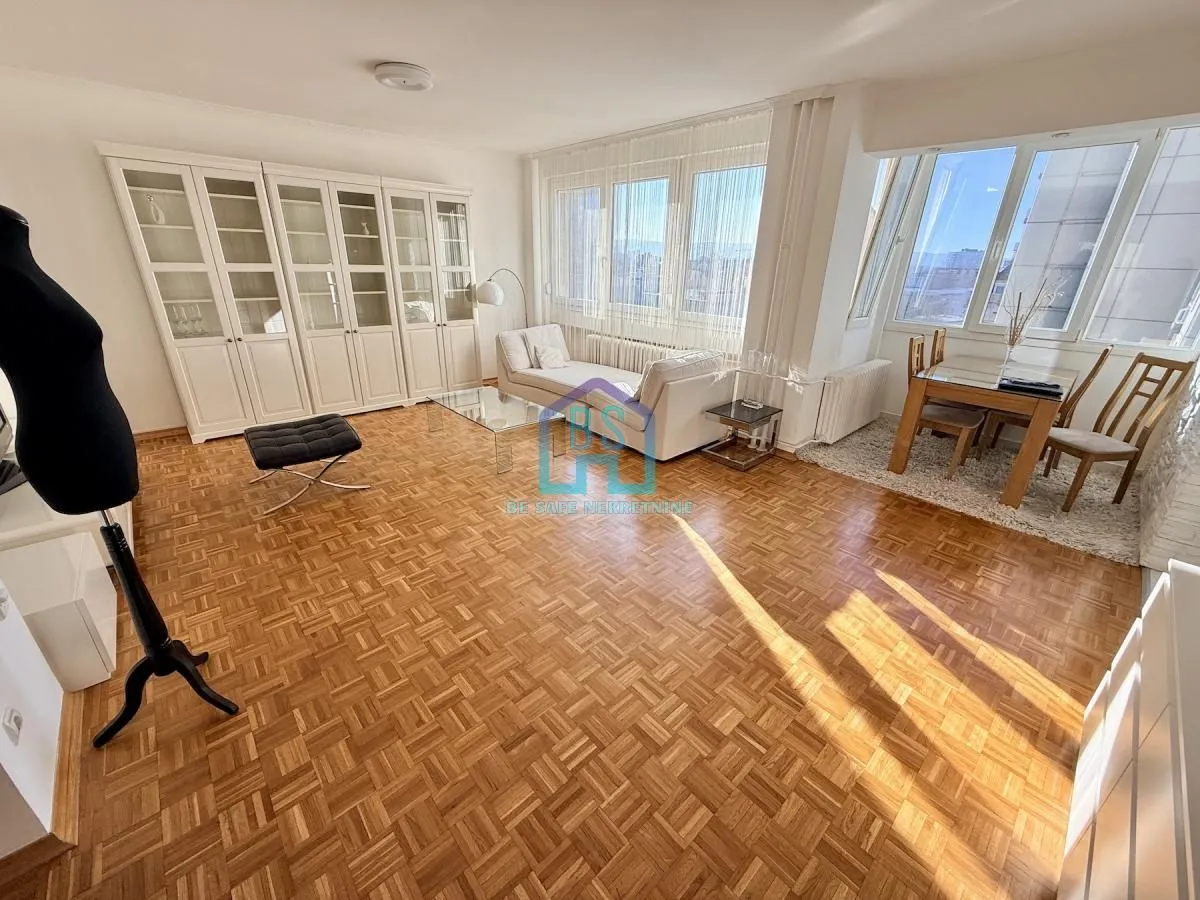Prodaja, dvosoban stan, 60m², Bulevar Oslobodjenja, Novi Sad Sve Podlokacije