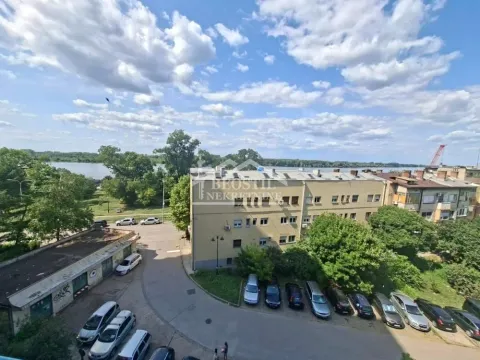Prodaja, dvosoban stan, 48m², Centar, Smederevo - image 8