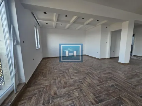 Prodaja, četvorosoban stan, 150m², Jagodnjak, Paraćin - image 10