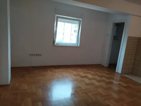 Rent, one bedroom apartment, 47m², Zabjelo, Podgorica - image 7