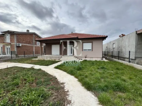 Izdavanje, kuća, 130m², Murtovina, Podgorica - image 13