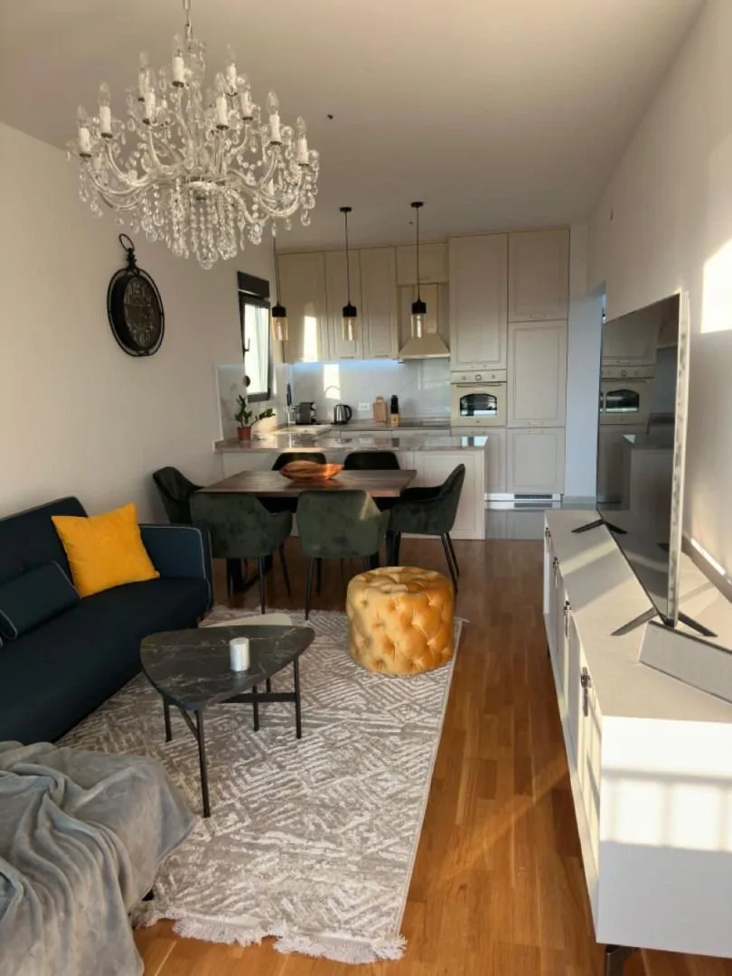 Prodaja, dvosoban stan, 71m², Mažina, Tivat
