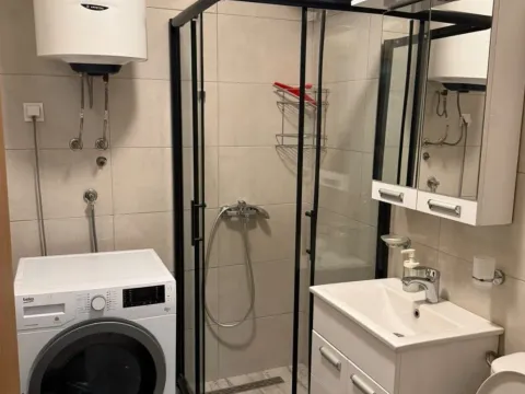 Rent, one bedroom apartment, 50m², Preko Morače, Podgorica - image 14