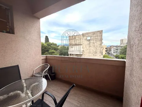 Prodaja, trosoban stan, 70m², Centar, Podgorica - image 5