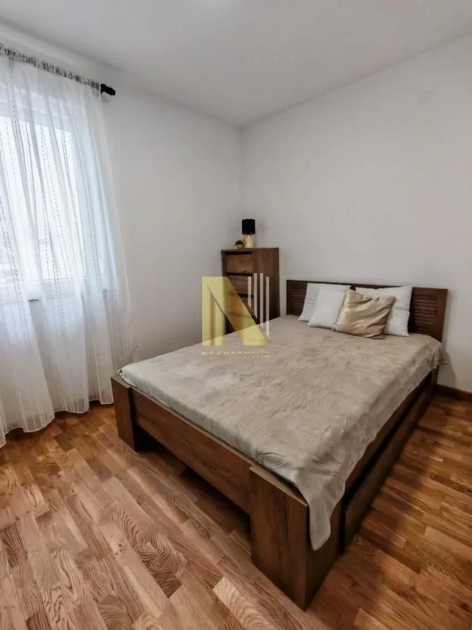 Izdavanje, jednosoban stan, 41m², Petrovaradin, Novi Sad