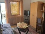 Izdavanje, kuća, 340m², Zemun Sve Podlokacije, Beograd - image 11