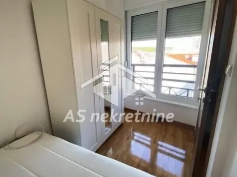 Izdavanje, dvosoban stan, 44m², Đeram Pijaca, Beograd - image 13