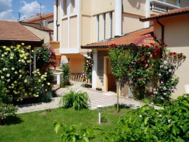 Izdavanje, kuća, 480m², Stari Grad, Beograd