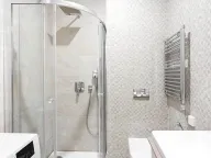 Prodaja, jednosoban stan, 38m², Kotor, Crna Gora - image 4