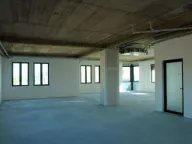 Izdavanje, poslovni prostor, 150m², Zemun Sve Podlokacije, Beograd - image 1