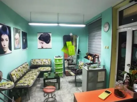 Izdavanje, poslovni prostor, 20m², Pantelej, Niš