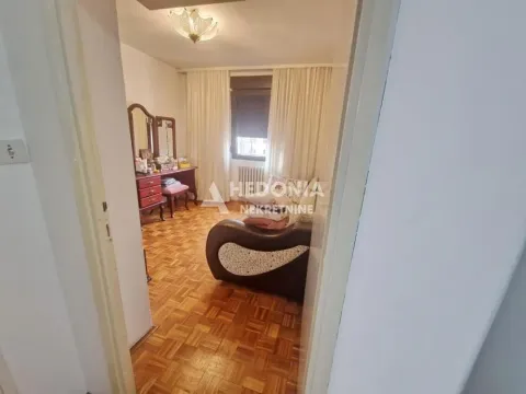 Prodaja, trosoban stan, 102m², Čukarica, Beograd - image 11