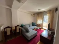 Izdavanje, dvosoban stan, 66m², Crveni Krst, Beograd - image 1