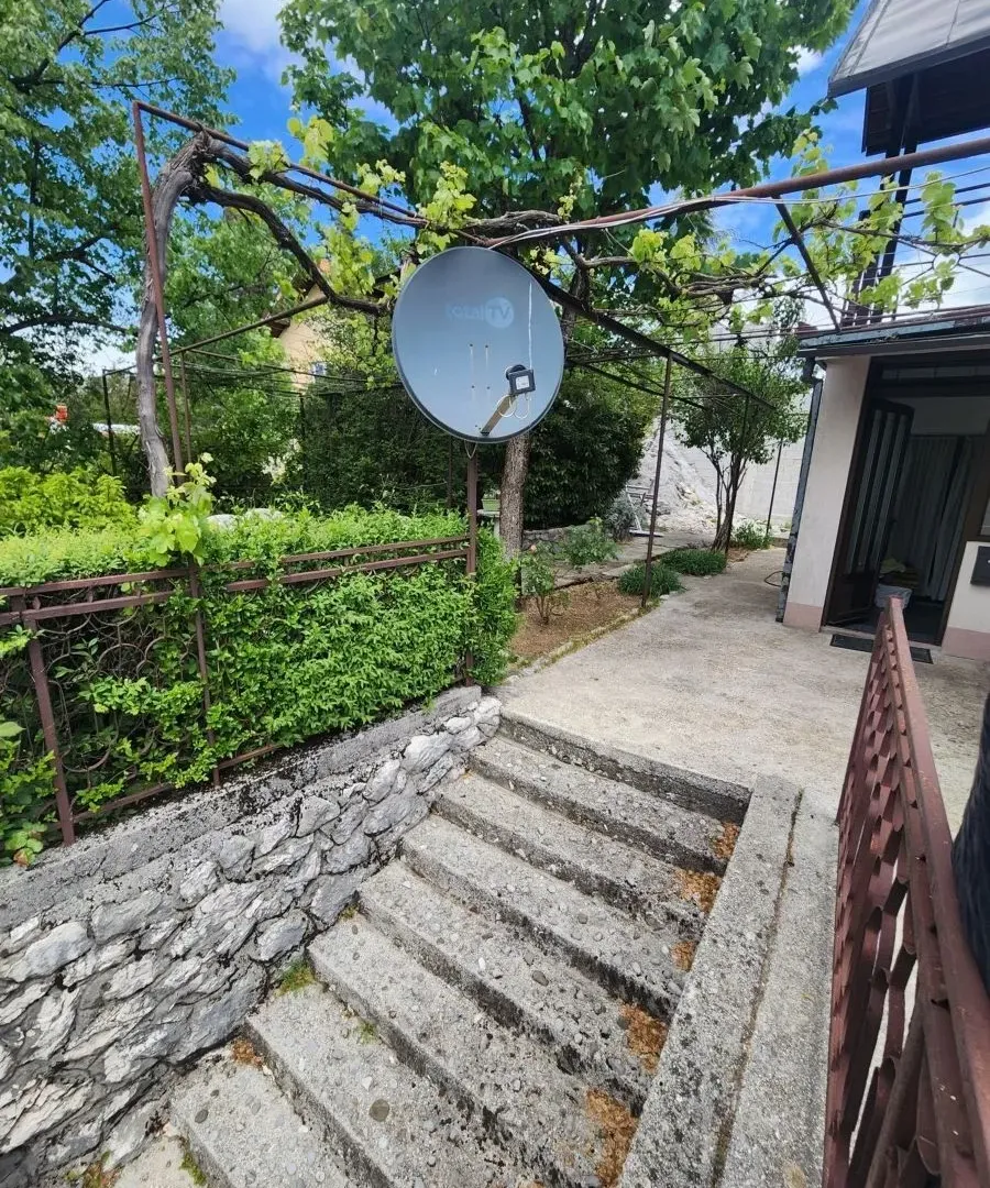 Prodaja, kuća, 90m², Centar, Cetinje