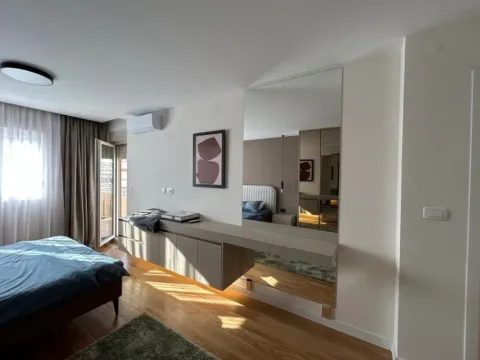 Izdavanje, dvosoban stan, 108m², Central Point, Podgorica - image 8