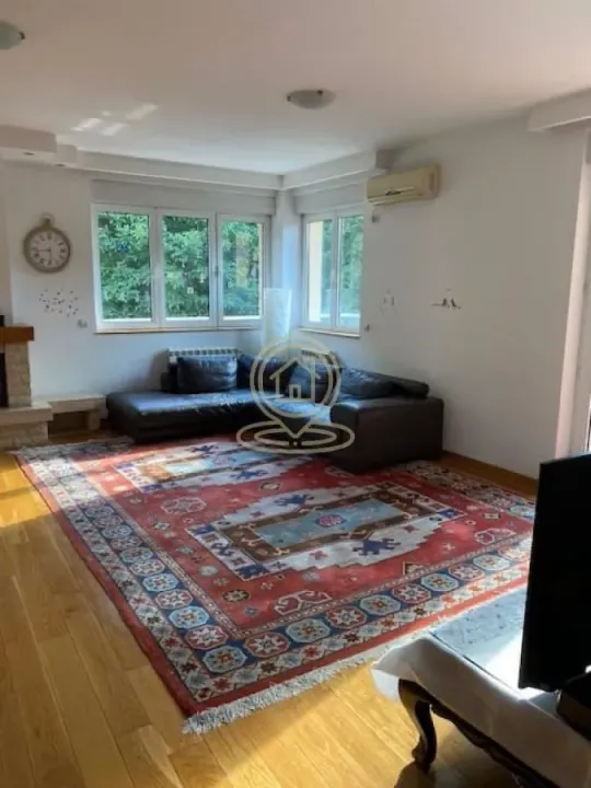 Rent, three bedroom apartment, 120m², Savski Venac, Beograd